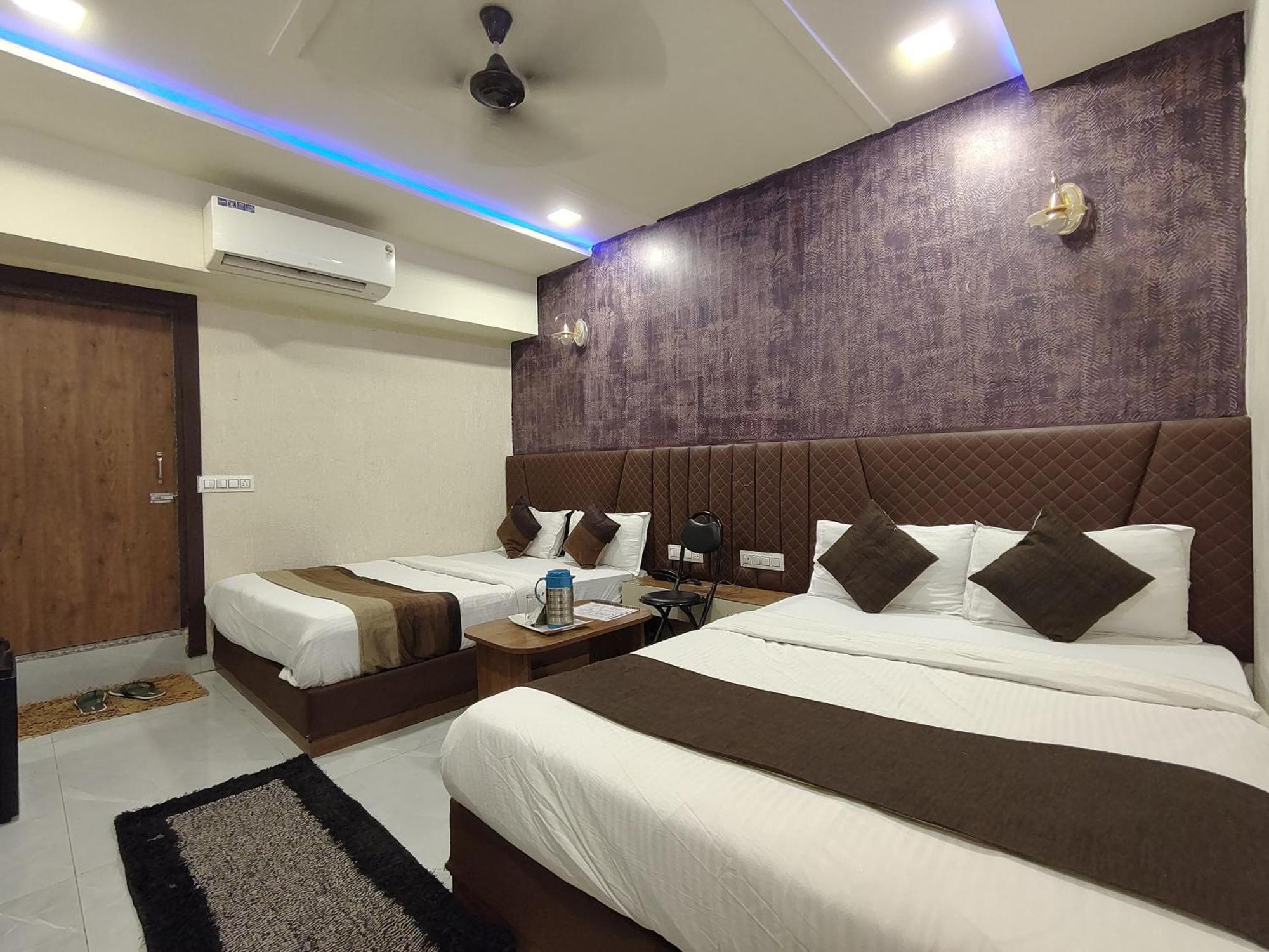 Hotel Avadh Palace, Subhash Bridge, Rto Circle, Ahmadabad Zewnętrze zdjęcie