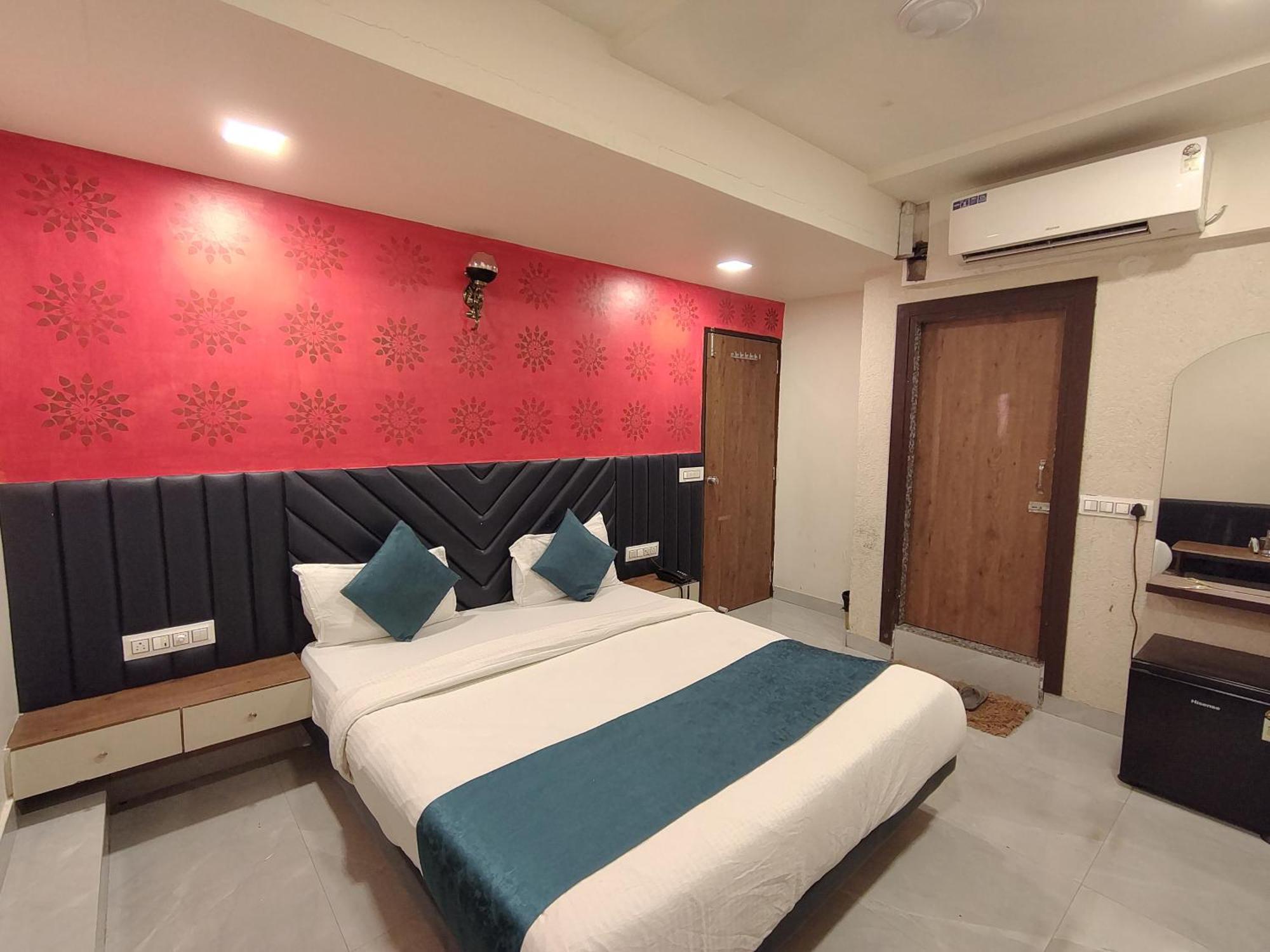 Hotel Avadh Palace, Subhash Bridge, Rto Circle, Ahmadabad Zewnętrze zdjęcie